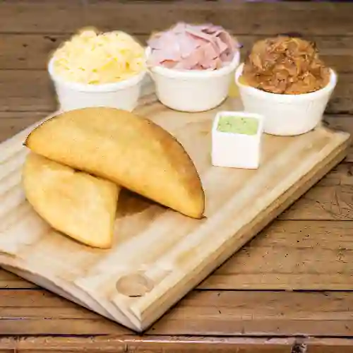 Empanada Gordon Blue Carne