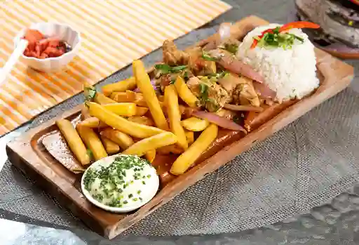 Pollo Salteado Grande