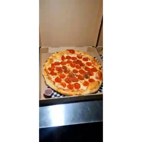 Pizza Doble Pepperoni Mediana