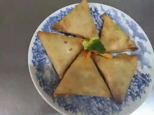 Empanada de Camarón y Queso