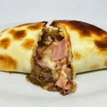 Empanada Mechada Extra