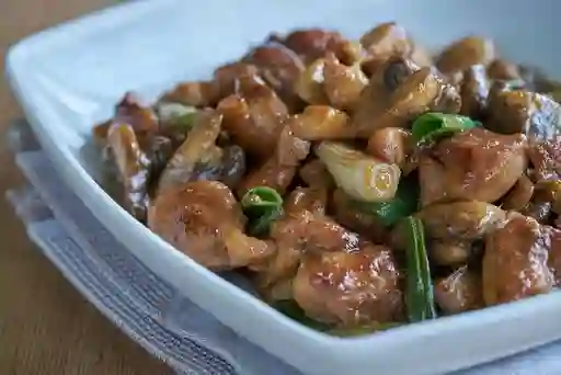 Pollo Champignon con Arroz