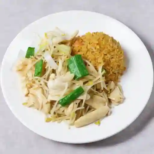 Diente dragon pollo con arroz especial