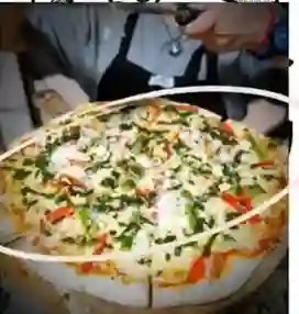Pizza de la Casa