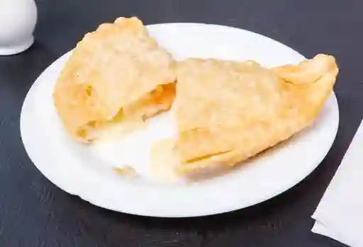 Empanada camarón y queso