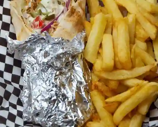 Promo 4 Shawarmas de Pollo y Porcion de Papas