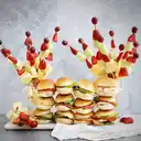 Pack 12 Un Tapaditos Brioche Especial + 12 Un Brochetas de Fruta