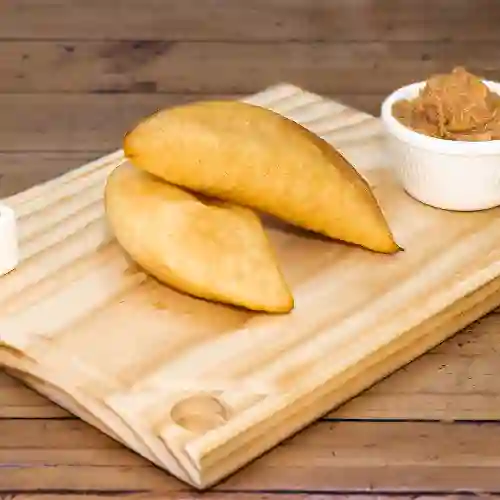 Empanada de Carne Mechada