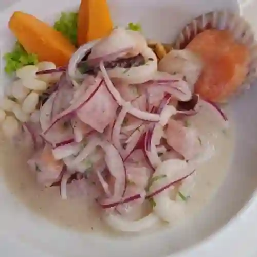 Ceviche Mixto