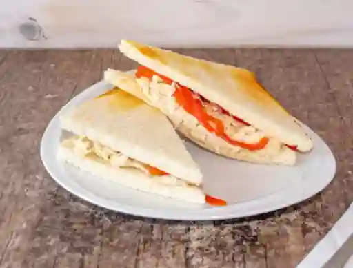 Sándwich Ave Pimentón