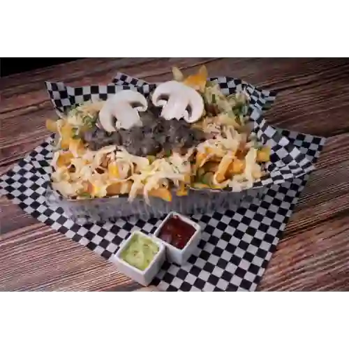 Papas Fritas con Salsa Champiñón