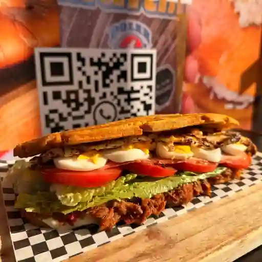 Patacón maracucho. relleno a elección