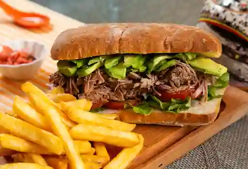 Sándwich de Mechada