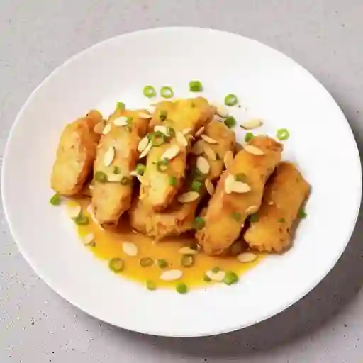 Pollo Con Almendras