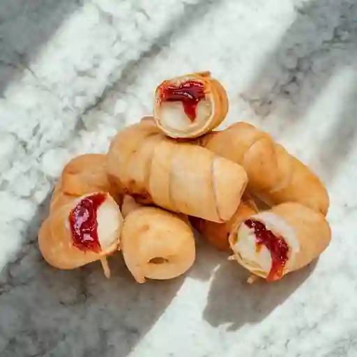 Tequeños de guayaba  queso