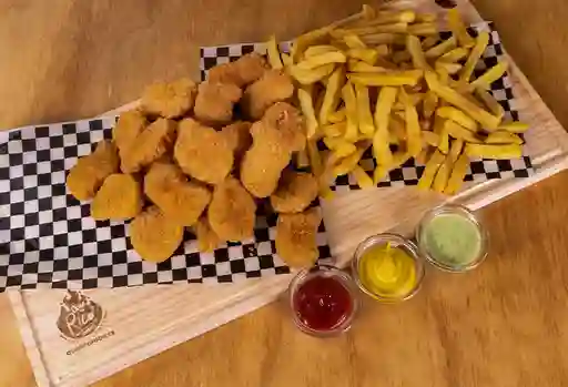 24 Nuggets con Papas Fritas X6