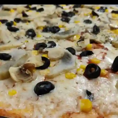 Pizza Vegetales ( Familiar)