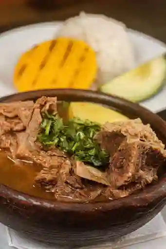 Caldo de Costilla