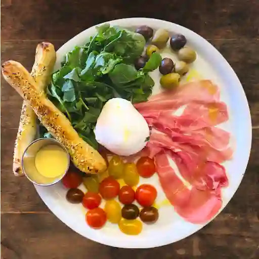 Búfala E Prosciutto