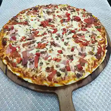 Pizza Carnivora 7 Ingredientes