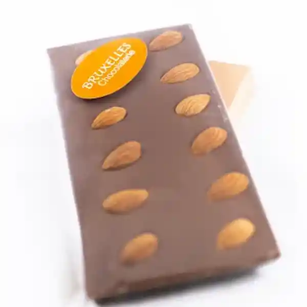 Barra de Chocolate Leche Con Almendras
