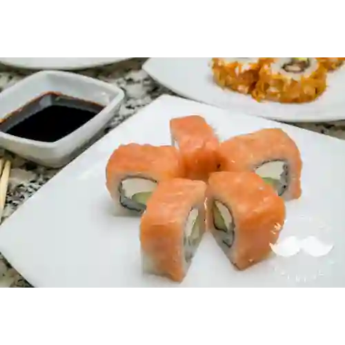 Maki Roll Salm