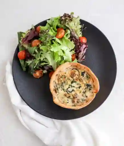 Quiche con Ensalada
