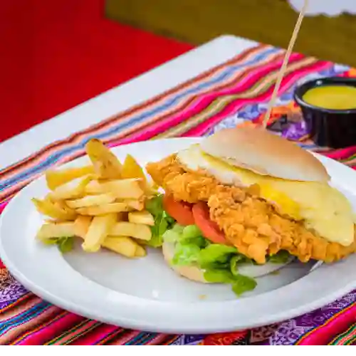 Sanguche de Pollo Crocante