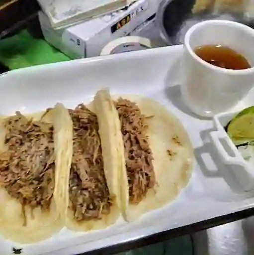 Tacos de Birria (3 Ud)