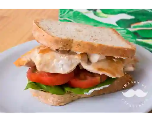 Sandwich Pechuga Parrillera