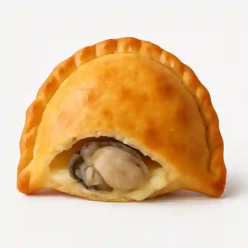 Empanada de Ostión y Queso