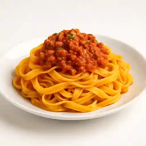 Tagliatelle con Salsa Bolognesa
