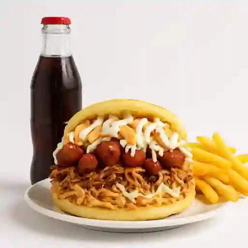 1 Arepa con Todo + Gaseosa 300 ml + Porción de Papas Fritas