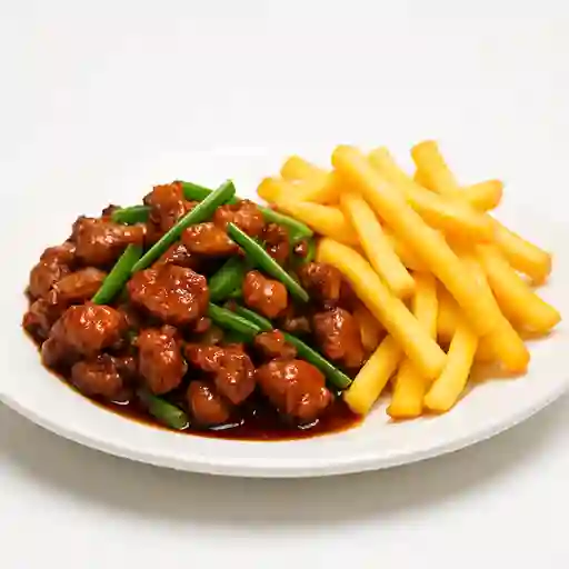 Pollo Mongoliano con Papas Fritas