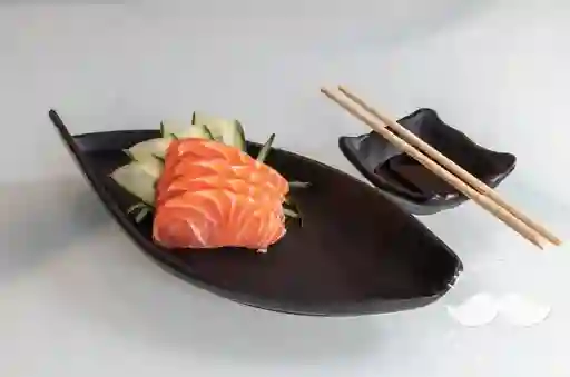 Sashimi de Salmón (9 Cortes)