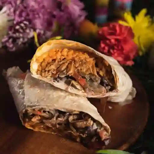 2  Burrito Carnitas - Imbatible