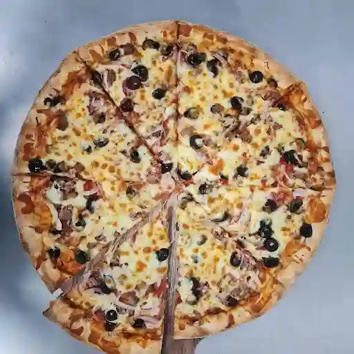 Pizza Mediana Chilena