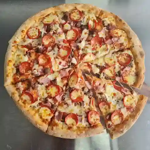 Pizza Familiar Amercian Meat