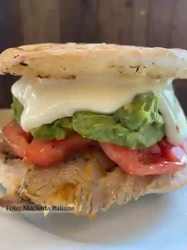 Sandwich Mechada (Foto Referencial)