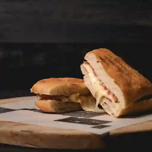 Sandwich Grillado Jamon Queso
