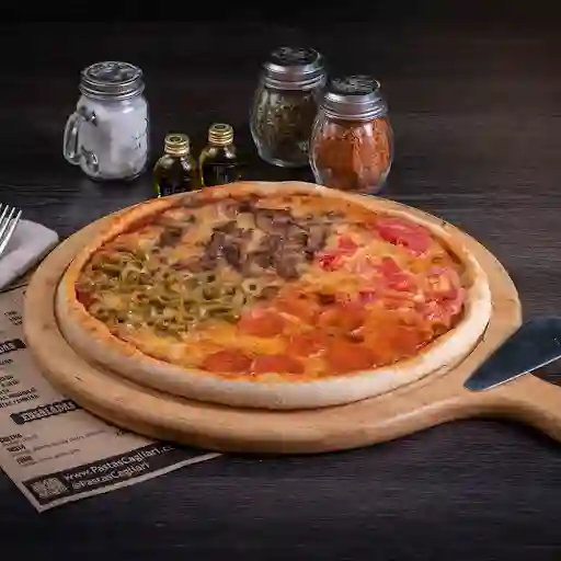 Pizza 4 Estaciones Med 32cm