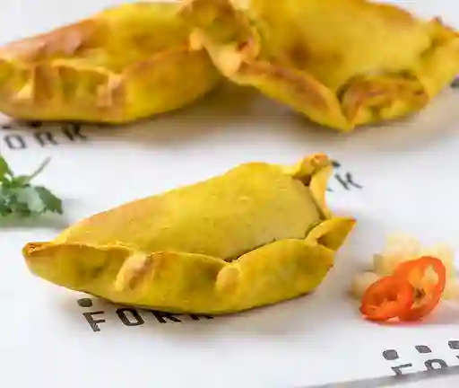 Empanadita Ají De Gallina Con Masa Cúrcuma, 50 G