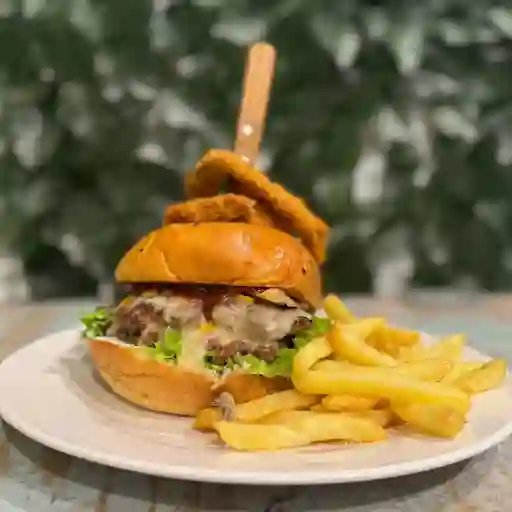 Burger Larraín