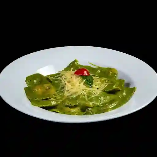 Ravioli Espinaca Ricotta Al Pesto