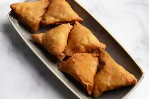 Empanada Camaron Queso Cebollin