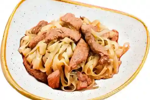 Filete Y Fetuccini