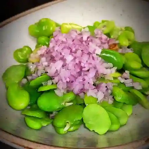 Ensalada De Habas Nevadas