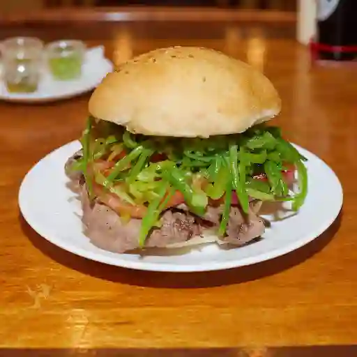 Sándwich Churrasco