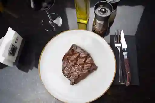 Flat Iron (punta Paleta) 250 Grs De Sb