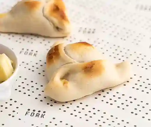 Empanada Mediana Jamón De Campo Y Queso Mantecoso, 70 G